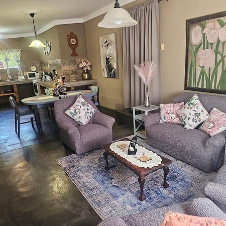 Apricity Inn Louis Trichardt Exteriör bild